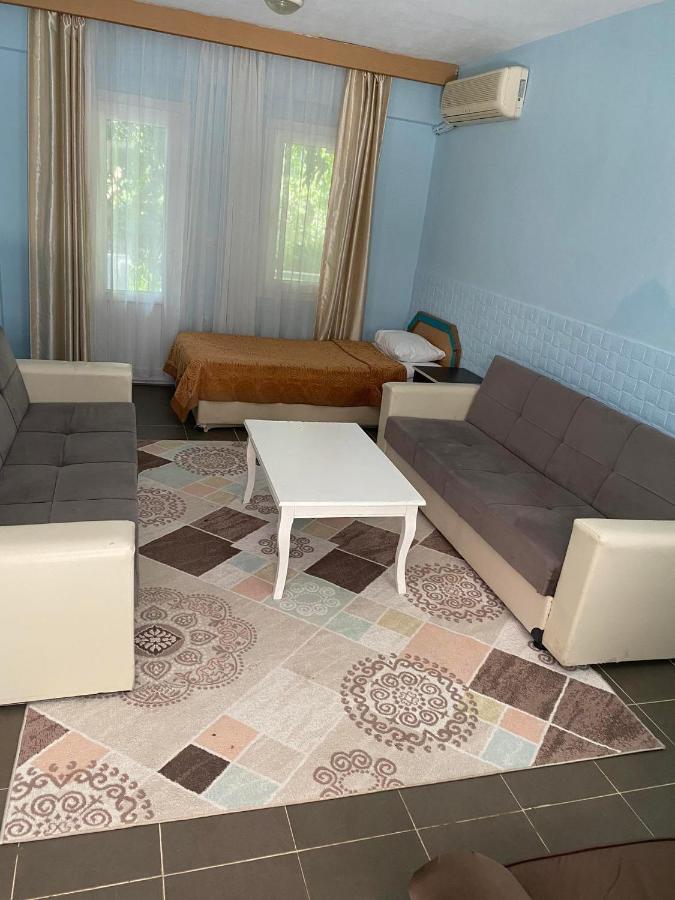 Palm Club Apart Otel Kuşadası Ngoại thất bức ảnh