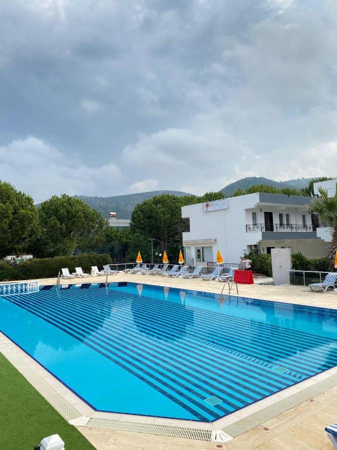 Palm Club Apart Otel Kuşadası Ngoại thất bức ảnh